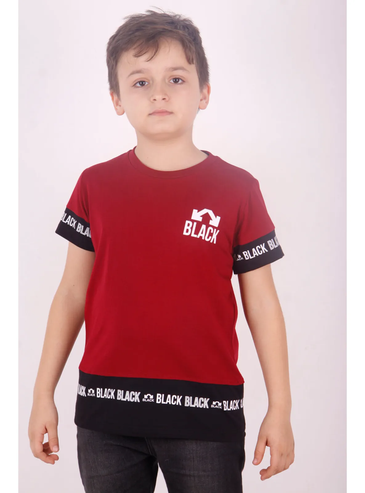 Boy's Black Printed T-Shirt Burgundy